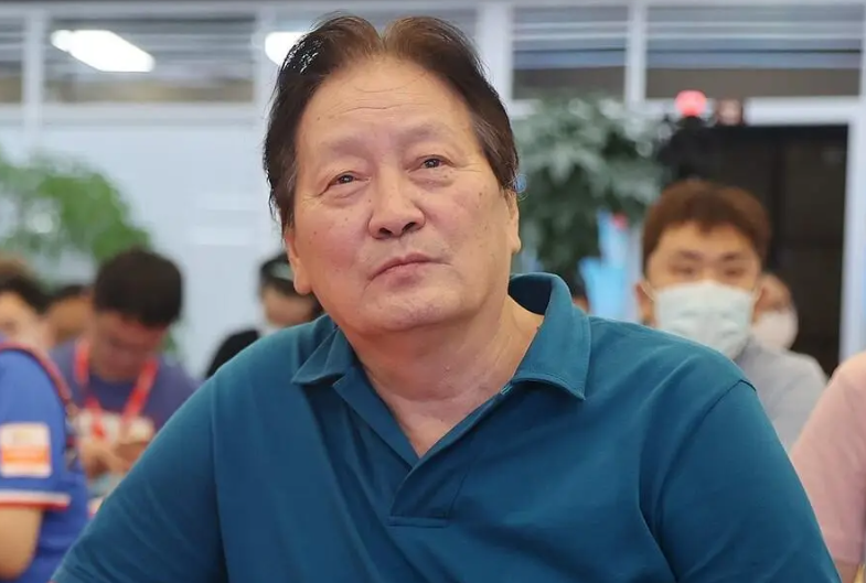 李铁执教时期资料图