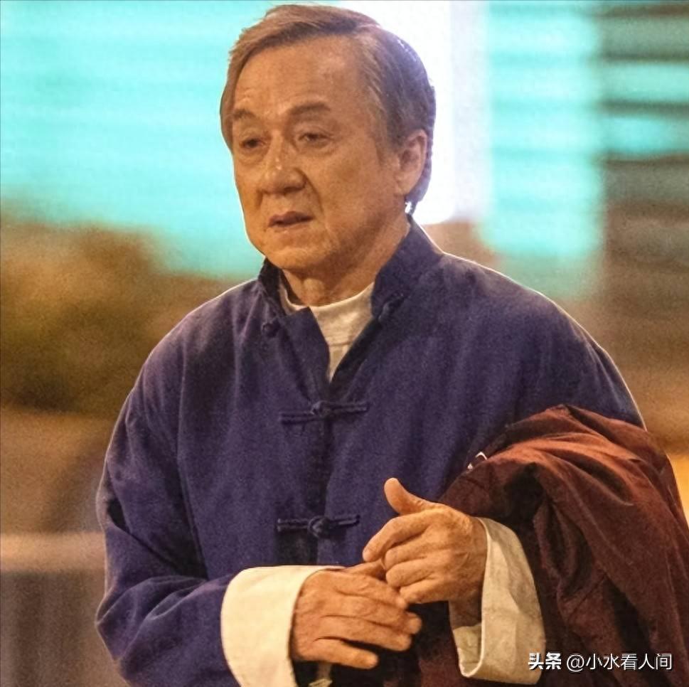 钱多有何用？儿子涉毒女儿拾荒流浪，71岁成龙晚年凄凉，无人同情