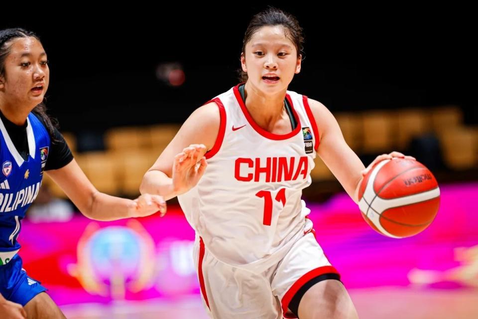 2025U16女篮亚洲杯：中国32分大胜菲律宾晋级四强，锁定世青赛资格