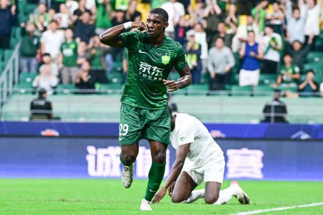 中超26轮：法比奥帽子戏法 国安4-2胜英博终结连败
