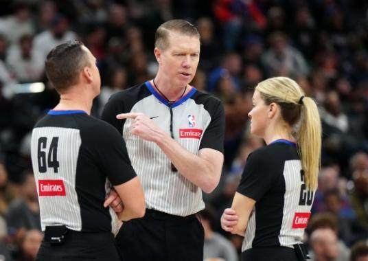 NBA引入AI鹰眼技术：告别冗长回放，提升判罚精准度