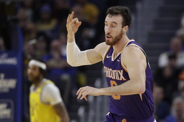 2015年9号秀卡明斯基将出战NBA季前赛 广州龙狮或迎强援
