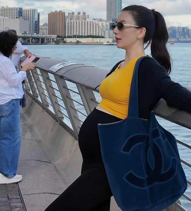 方媛入住百万月子中心，郭富城将休假全程陪同