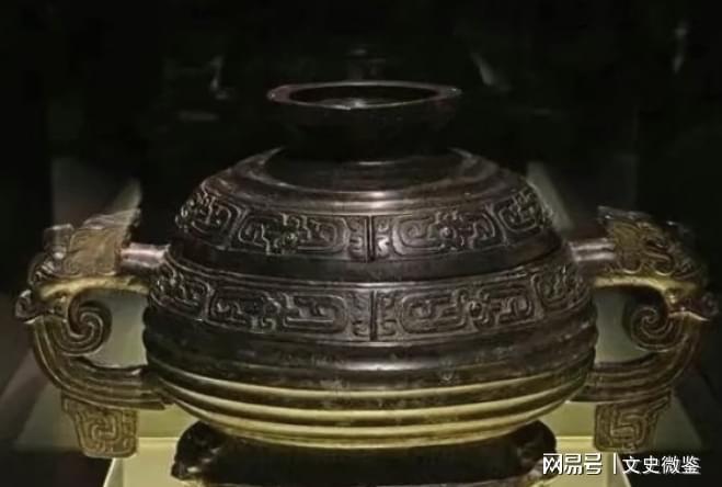博物馆文物陈列
