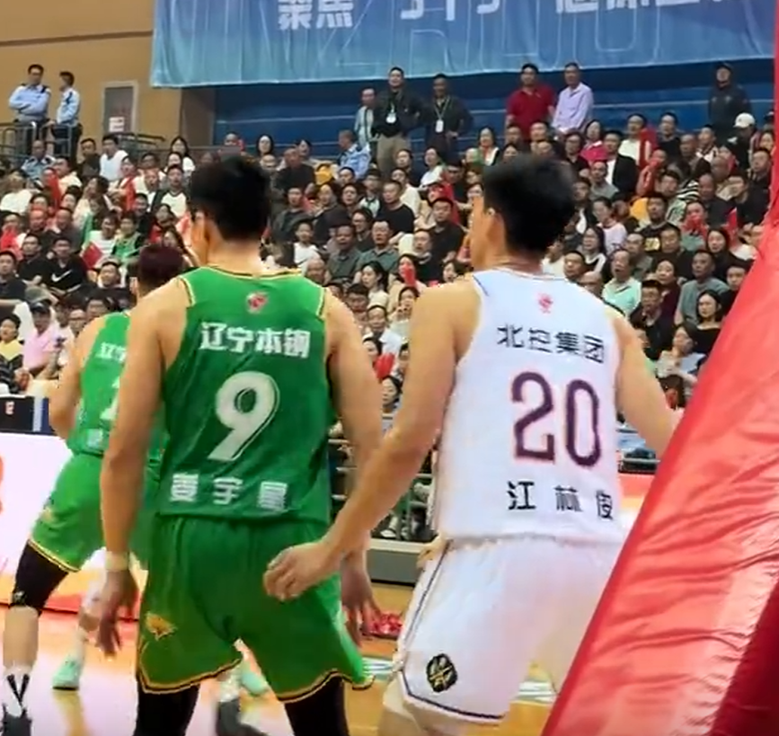 北控92-89力克辽宁：三亮点闪耀，一隐忧浮现