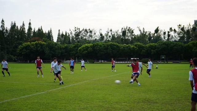 川超烽火再燃！达州VS广安，共赴足球青春盛宴