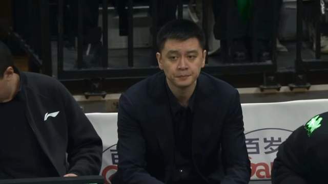 杨鸣试阵辽宁男篮：双星闪耀外线，姜宇星成第七人