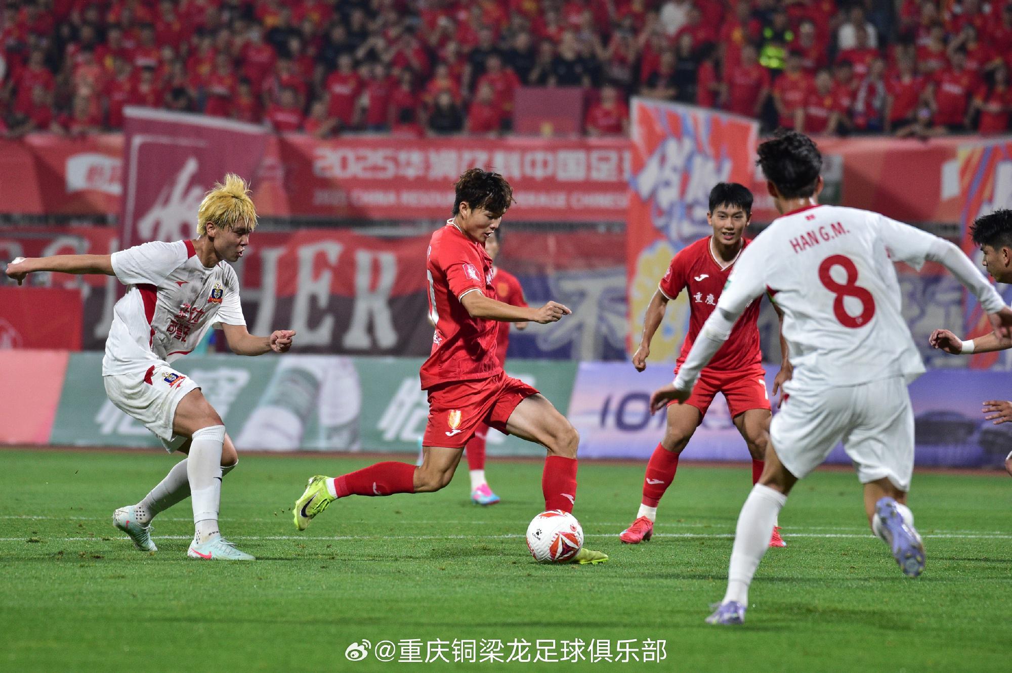 福布斯双响！延边龙鼎3-0胜重庆铜梁龙，张外龙首秀告负