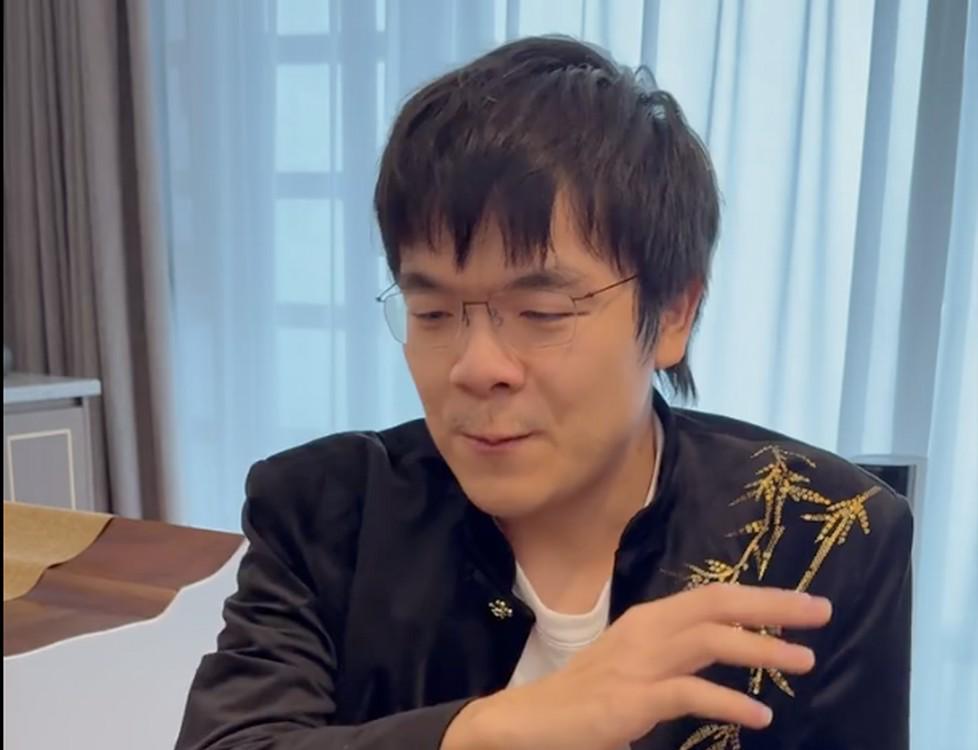 柯洁自曝曾沉迷网瘾，棋圣战夺冠后誓言重返巅峰