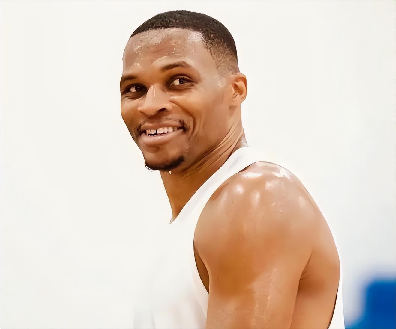 威少神级里程碑近在咫尺却难产，NBA为何对他如此无情？