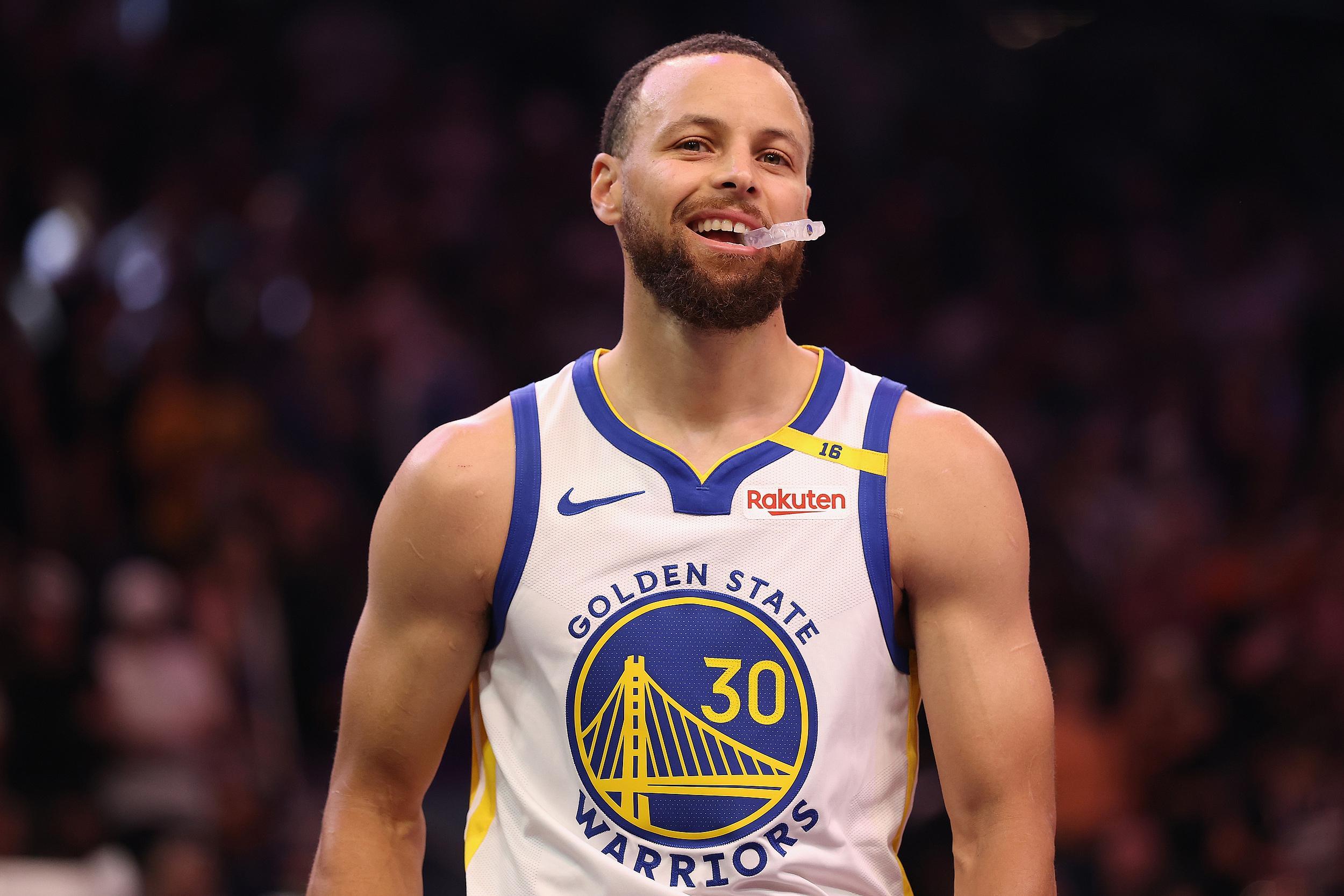 库里即将成NBA历史第10位单队效力17+赛季球员