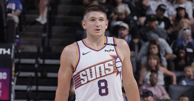 阿伦盛赞：马鲁阿奇防守能力已达NBA水准
