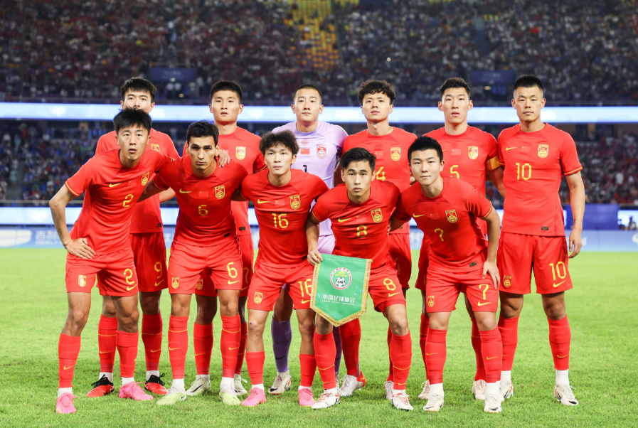 国足世界排名94位 创九年新低 西班牙11年后重登榜首