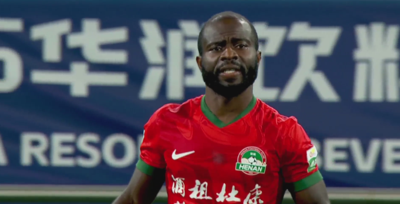 中超联赛：河南队错失3打2良机，钟义浩传球失误引热议