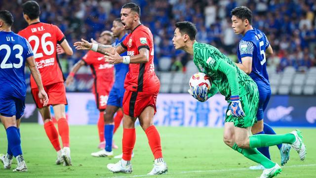 战术分析：莱昂纳多爆发背后，梅伦多加盟成海港关键转折
