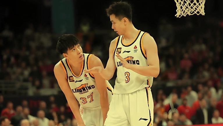 辽篮86:79胜北控！鄢手骐18分领衔，赵继伟12分助力