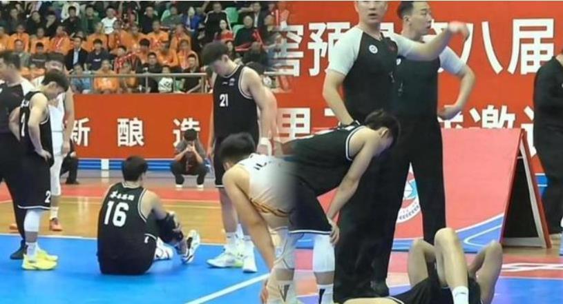 焦泊乔热身赛再伤，广东队引援萨姆纳遇阻内线告急