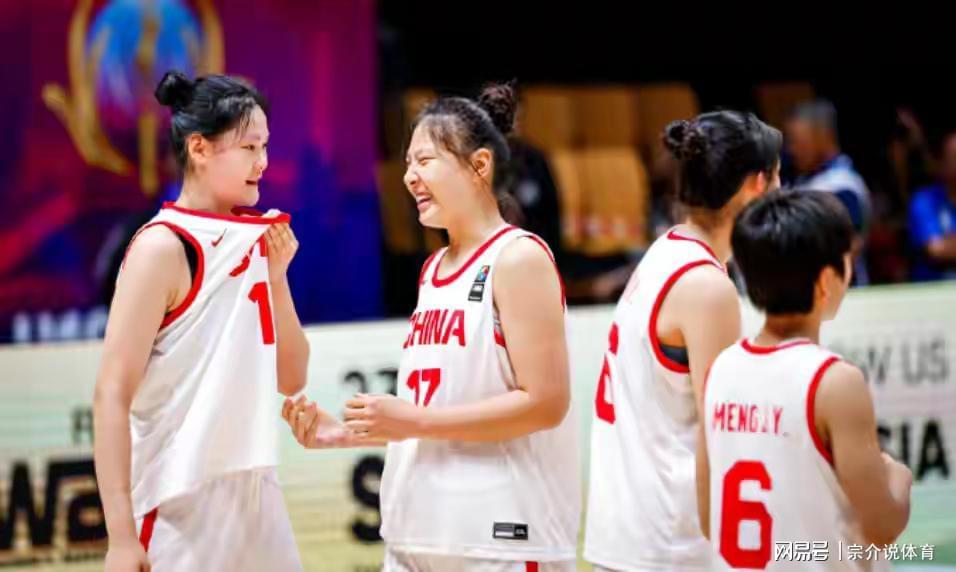 中国女篮28分溃败！三大隐忧浮现，铜牌战迎战日本能否逆袭？