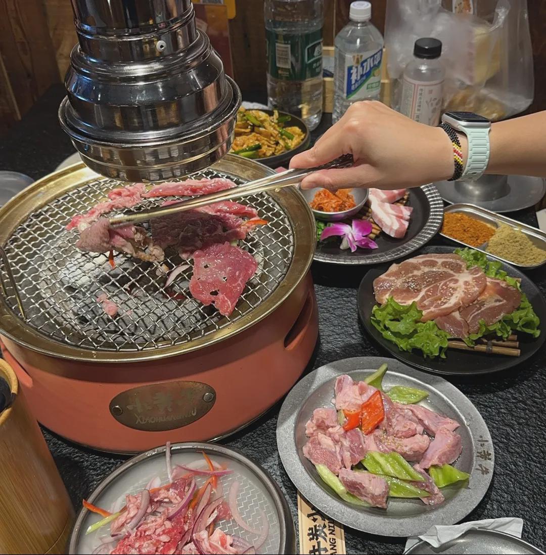 东北烧烤的秘密，都藏在马拉松里