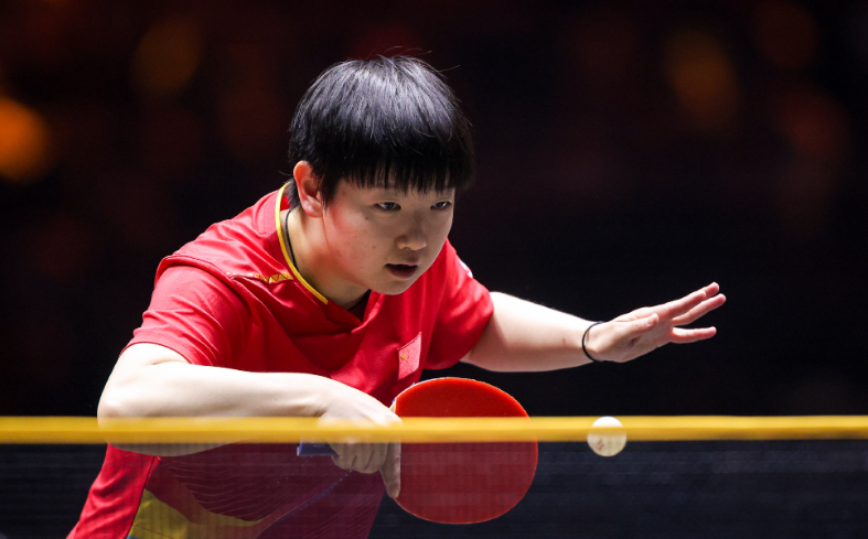 孙颖莎3-0横扫国乒削球手朱思冰，剑指日本名将桥本帆乃香