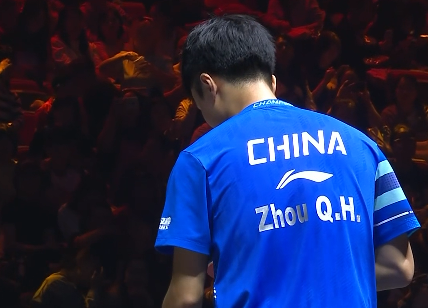 周启豪3-0横扫林德晋级16强，下轮迎战强敌雨果或高茨
