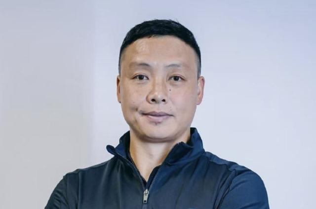 深圳新鹏城官宣：穆尼奥斯下课，陈涛出任代理主帅