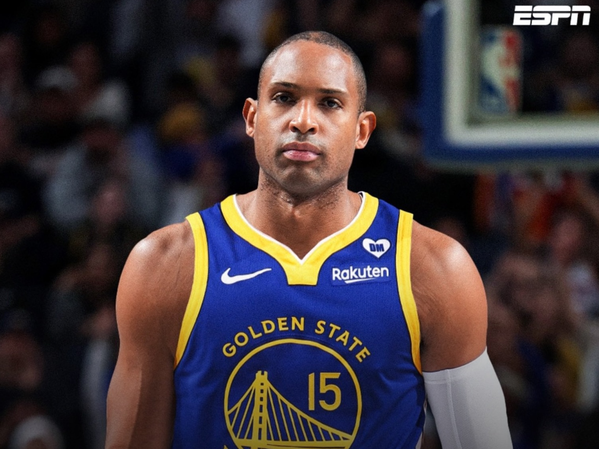 霍华德发文致敬：同届高中毕业的霍福德仍在NBA赛场拼搏