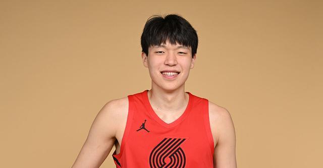 克林根盛赞杨瀚森：训练刻苦，相处舒适