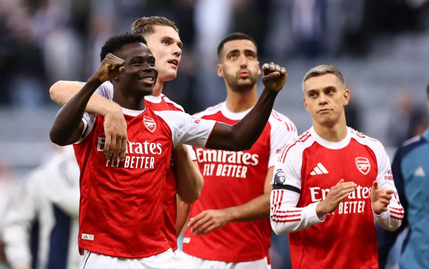 镜报：阿森纳加速与萨卡续约，拟提供顶薪合同