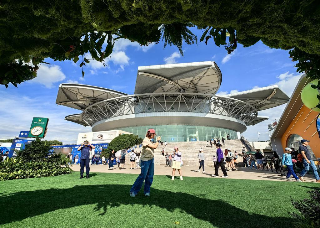 上海网球大师赛：文体商旅展联动，打造全球网球盛宴