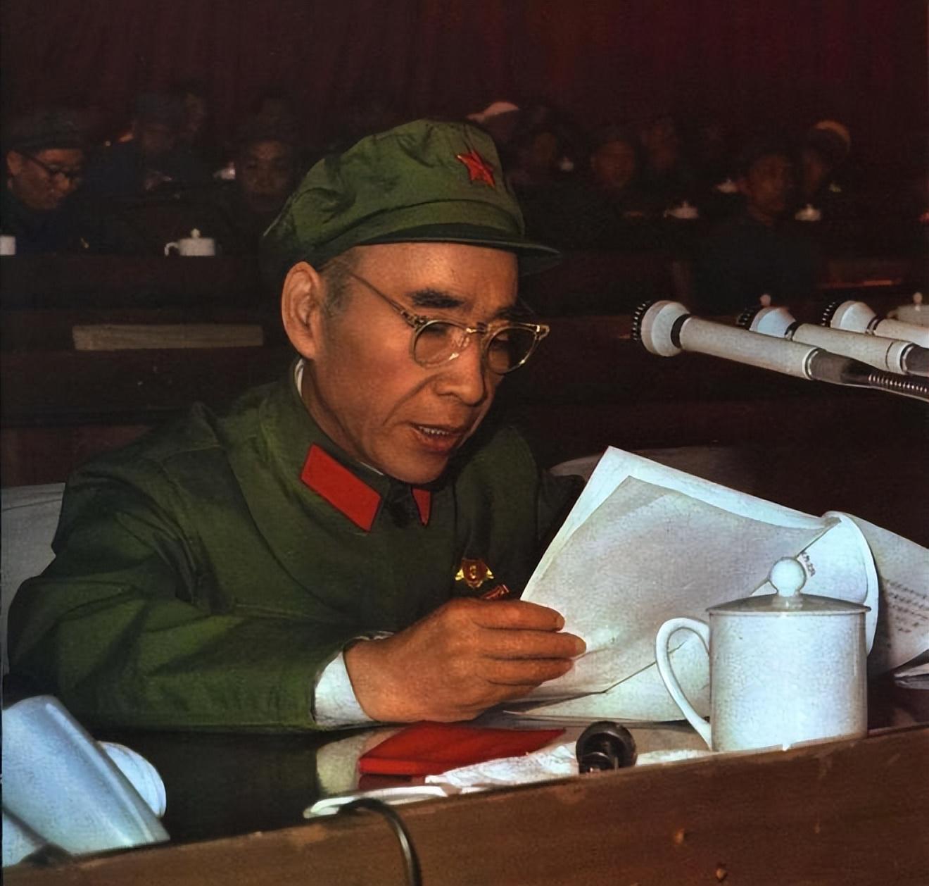 解放前林总战功赫赫，始终不赞成入朝作战，多年后邓公说破其心思