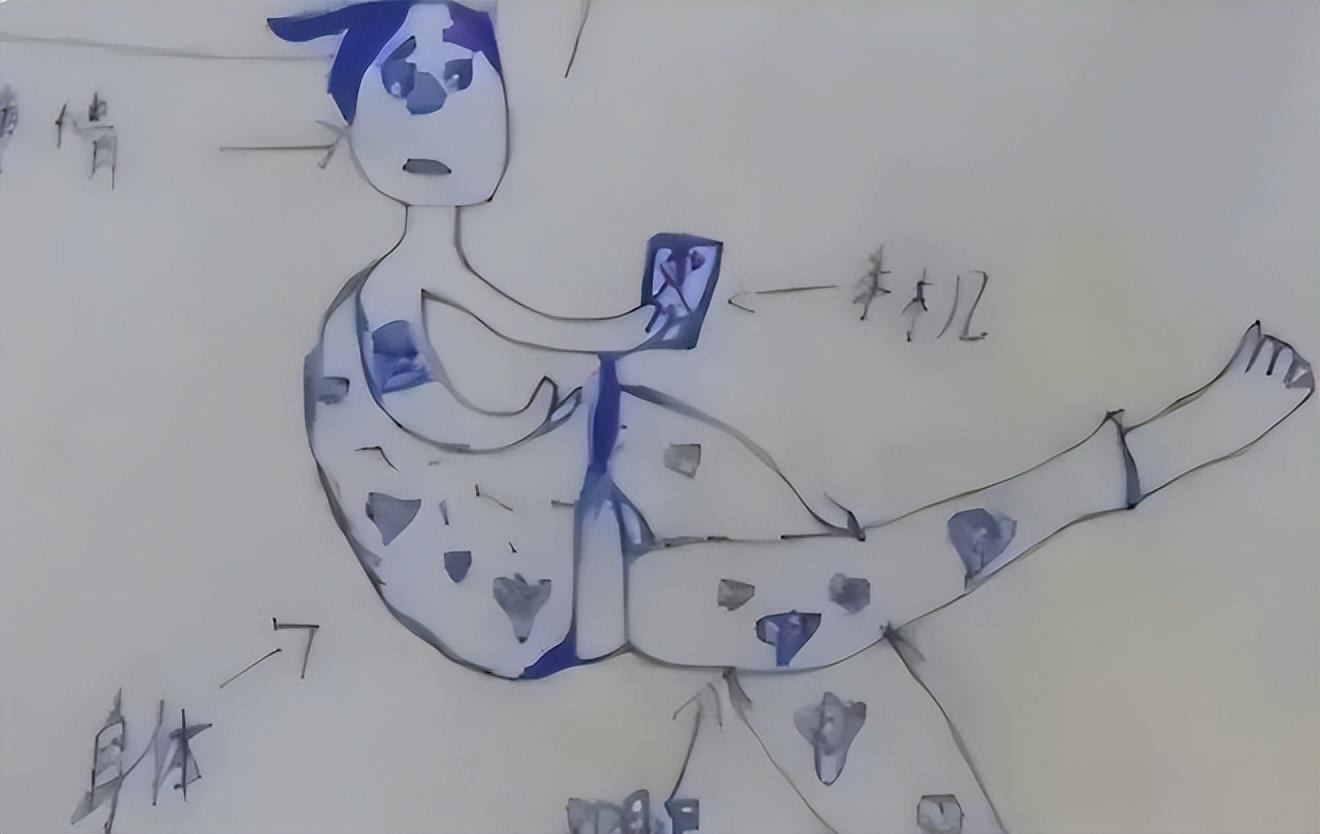 小学生画妈妈睡姿引热议，真实画风获老师满分好评