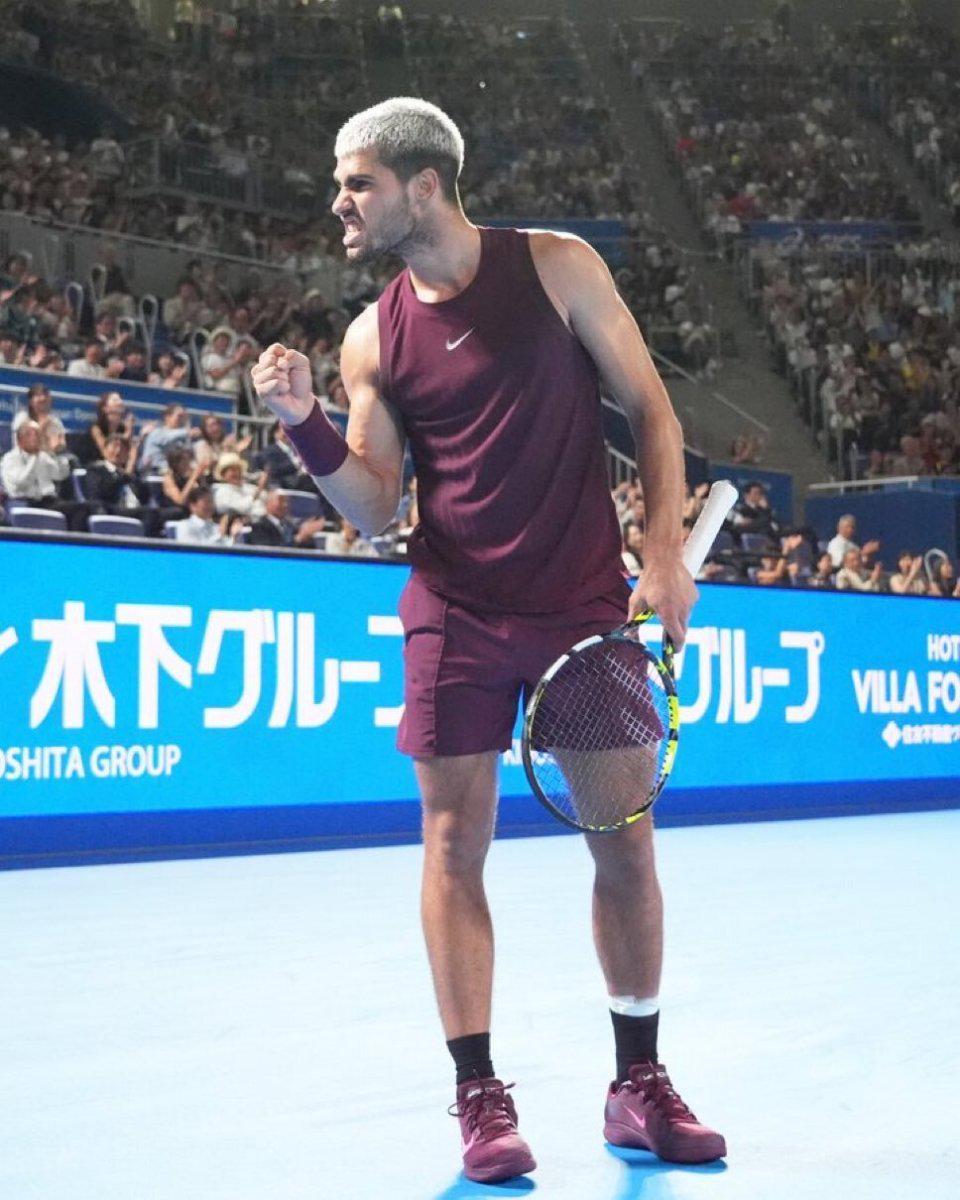 ATP500东京站：阿尔卡拉斯强势横扫弗里茨，斩获赛季第8冠