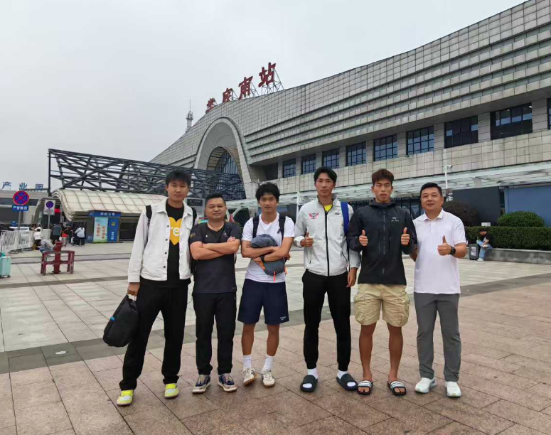 大湾区湖南人队湘超友谊赛：邵阳娄底双站对决，球员归乡先品家乡粉