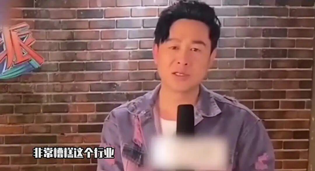 说好的老公重病妈妈疯癫自己三年没收入，她转头盖了千平大豪宅？
