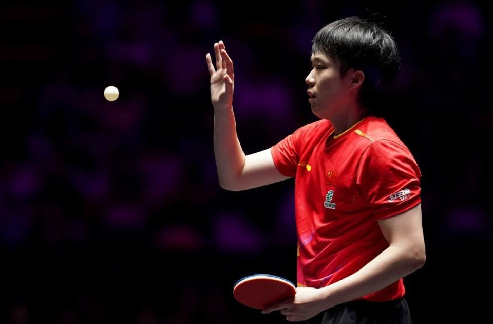 王楚钦2-0领先遭追平，决胜局逆袭3-2晋级中国大满贯16强