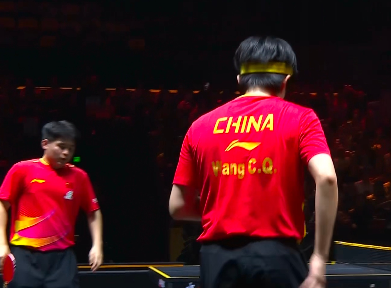 林诗栋/王楚钦强势晋级8强！横扫法尔克/卡尔森，赛后总结显实力