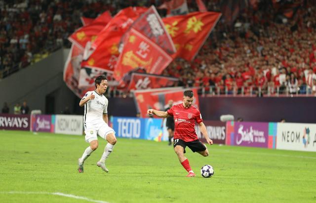 亚冠首秀告捷！成都蓉城1:0力克江原FC迎开门红