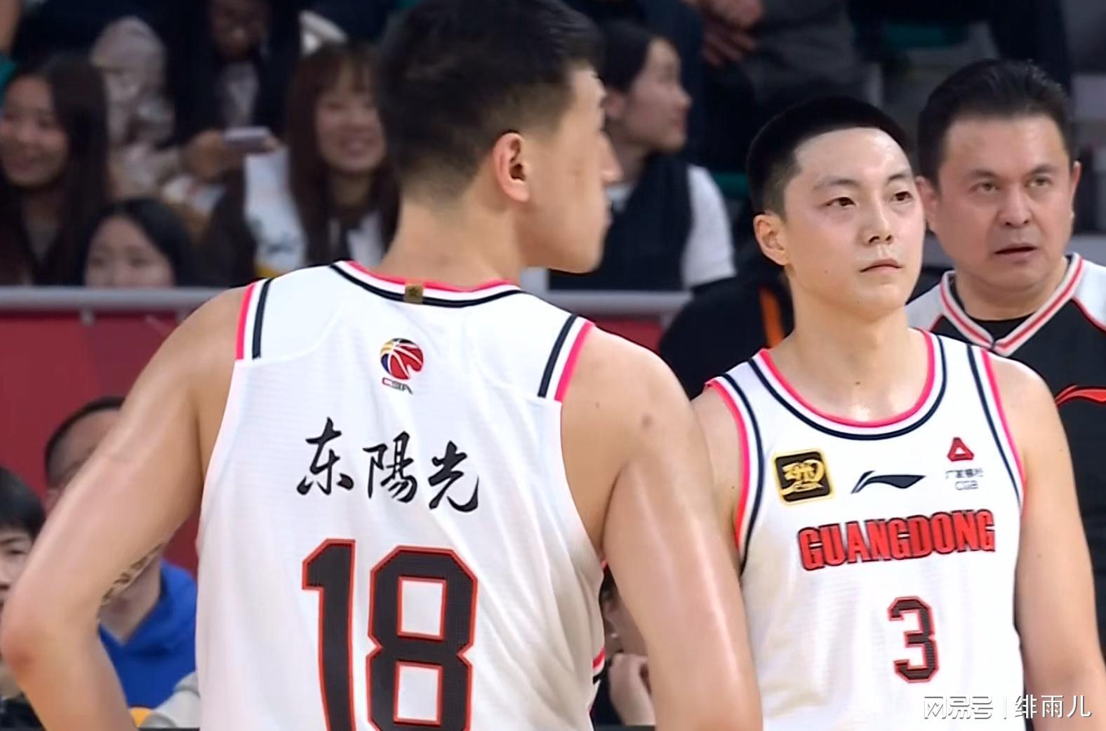 广东男篮迎强援！胡明轩回归，助力杜锋冲击CBA总冠军