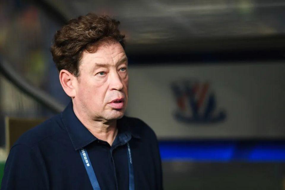 申花防线告急！主场7战狂丢13球，薛庆浩成众矢之的
