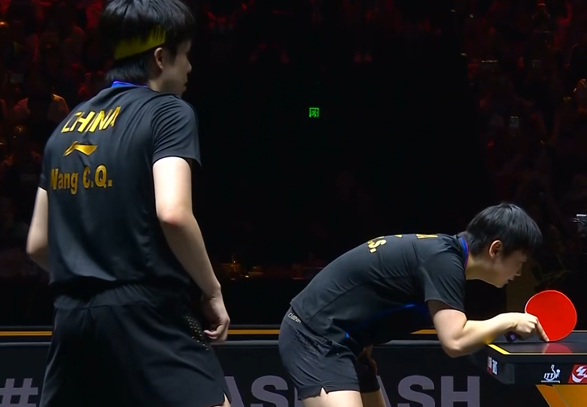 王楚钦孙颖莎3-0横扫陈垣宇蒯曼，混双四强轻松晋级