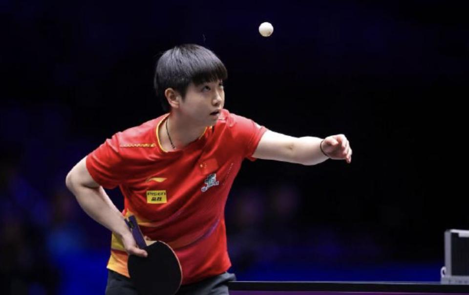 孙颖莎3-0横扫队友！中国大满贯女单八强战再显实力