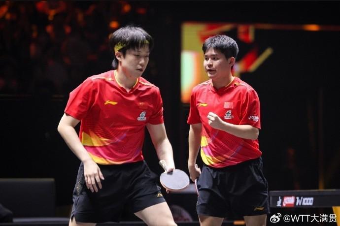 王楚钦/林诗栋3-0横扫晋级 中国大满贯男双四强诞生