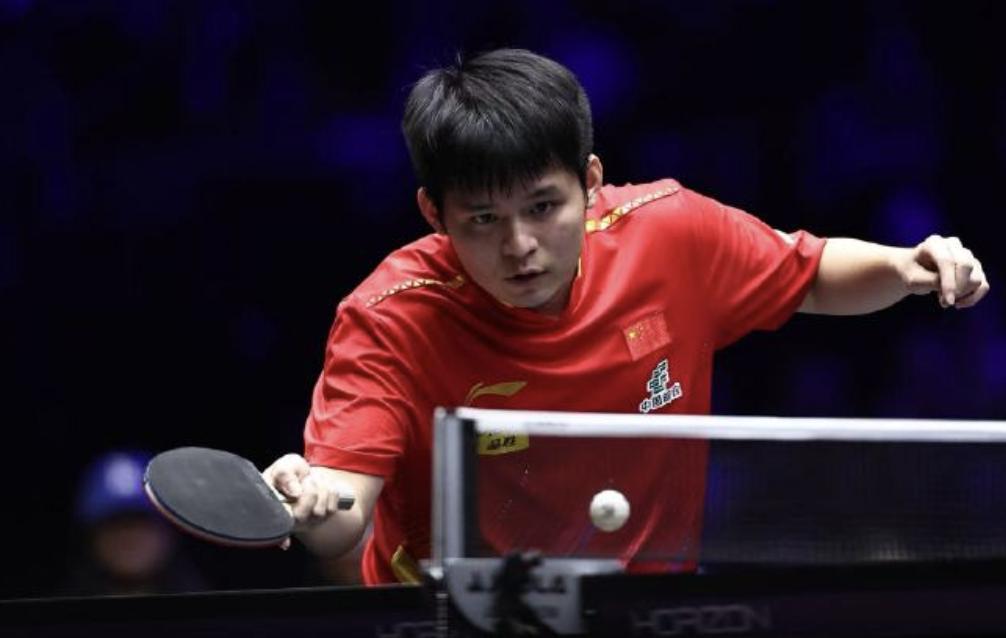 林诗栋3-1力克卡尔森晋级8强，展现超强调整能力