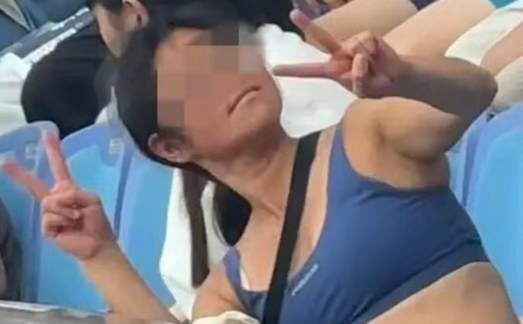 女子酒后扰乱网球赛场秩序，文明观赛刻不容缓