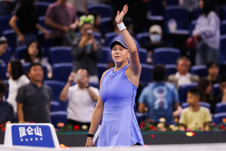 阿尼西莫娃首进中网四强！2-1逆转鲍里妮 半决赛迎战高芙锁定总决赛