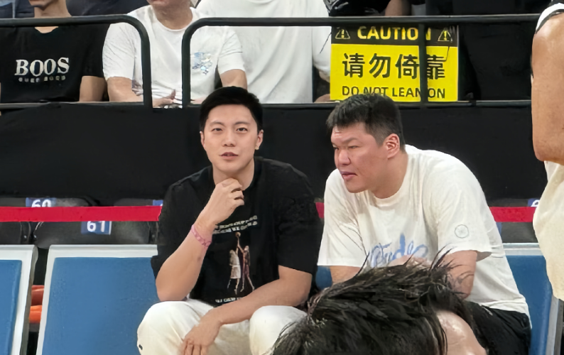 广东队防守瞬间