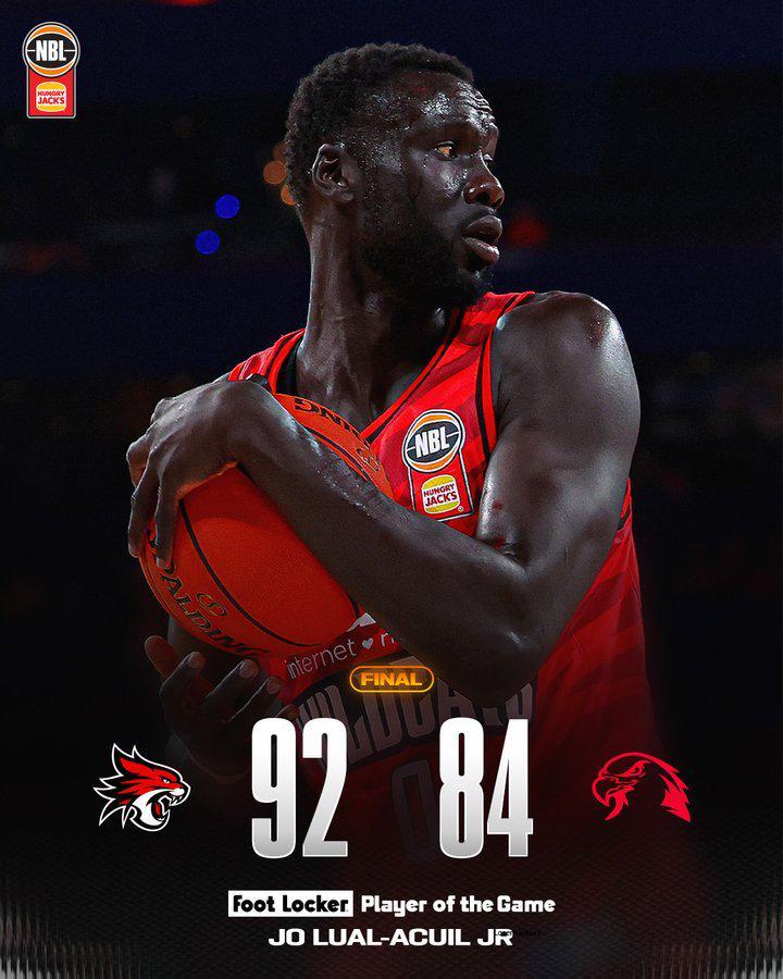 阿丘尔三战闪耀！对阵麦基不落下风，场均19+8成野猫内线支柱
