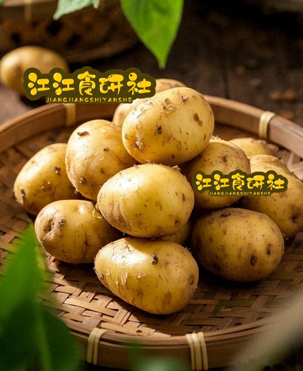 中老年人养生必备：1个土豆胜过5个苹果，营养全面又实惠