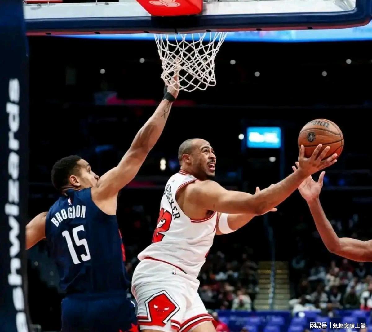 NBA弃将欧洲首秀20分！霍顿-塔克降维打击引热议